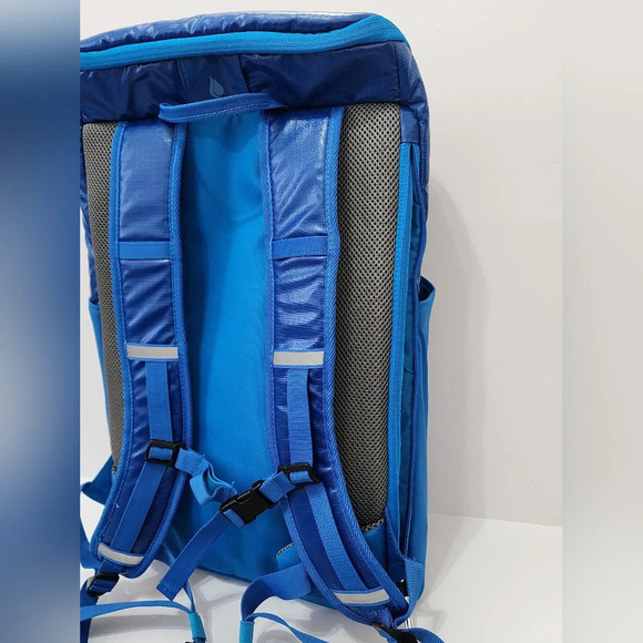 TIMBER RIDGE Unisex Blue Xplorer 25L Hiking Waiststrap Backpack 13\